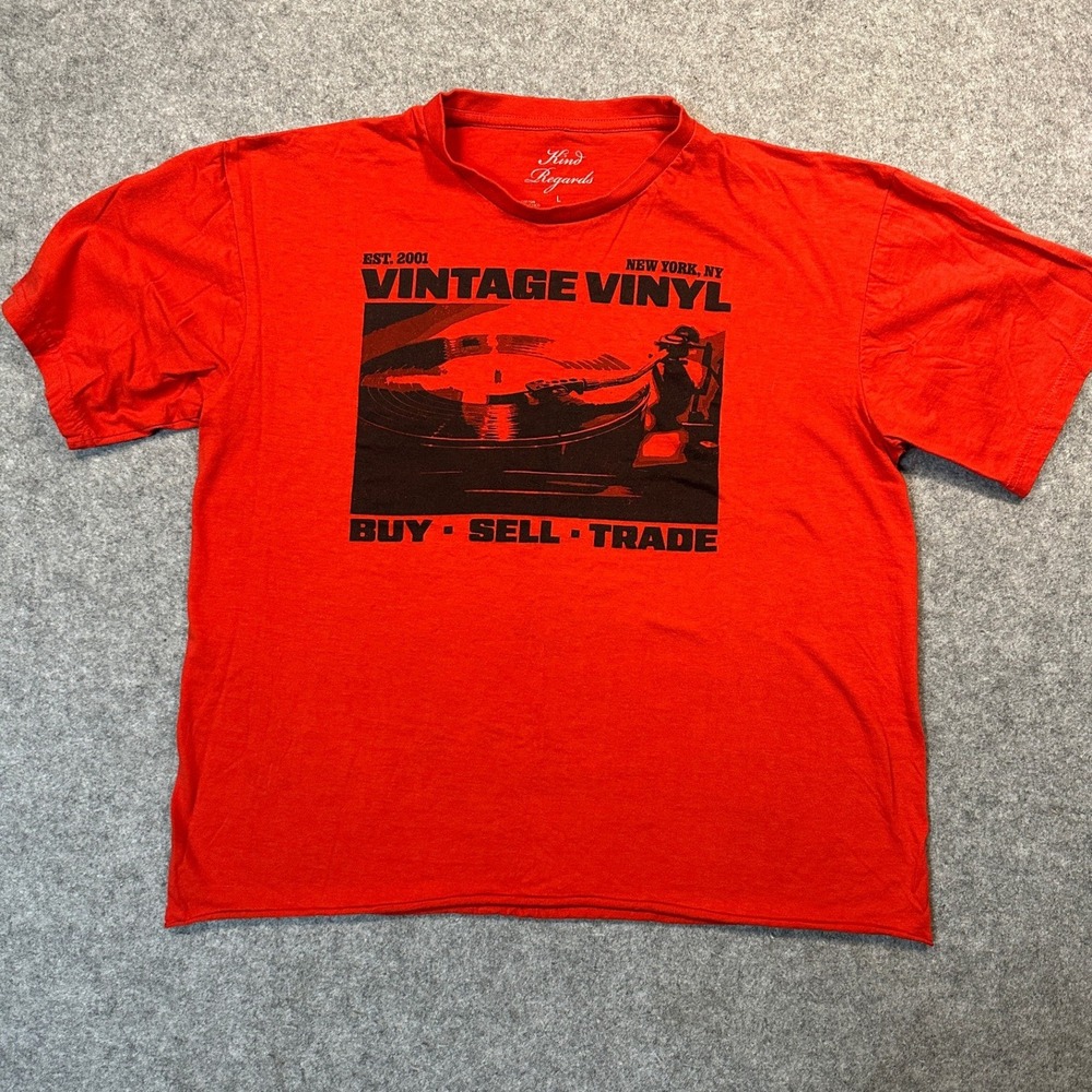 Kind Regards‎ Vintage Vinyl Graphic Tee Large Red Record Player Cotton